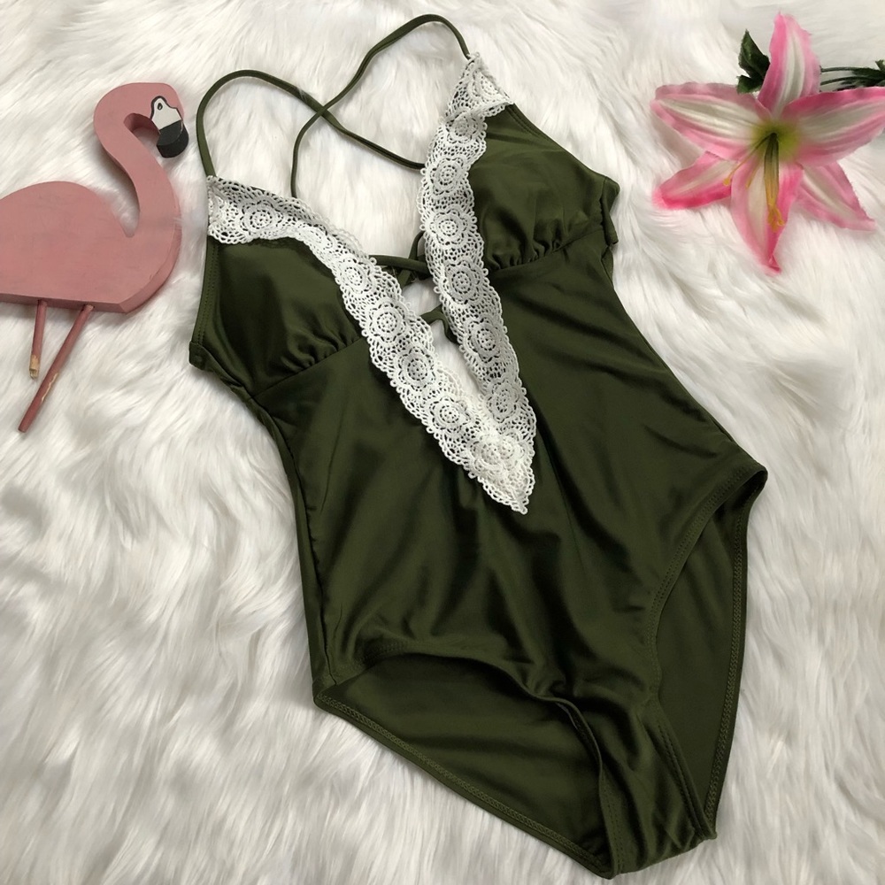 Only S Left! Crochet Lace PlungingV Monokini - Picture 3 of 7